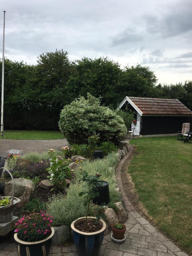Stunning Romantic Cabin Close To Baltic See Idestrup Екстер'єр фото