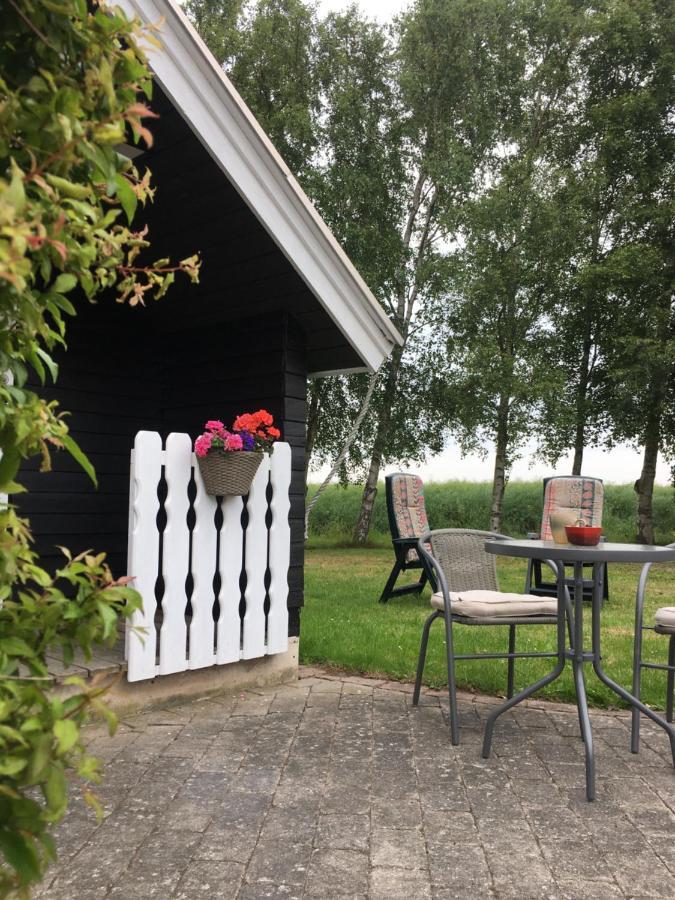 Stunning Romantic Cabin Close To Baltic See Idestrup Екстер'єр фото